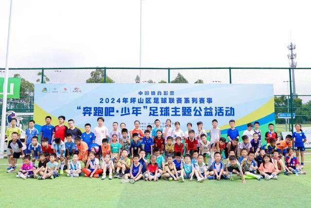 詹姆斯23+4+9浓眉21+12 湖人大胜送猛龙14连败